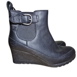 UGG Arleta Black Waterproof Leather WOOL Lining Wedge Boots Women US9 Buckle